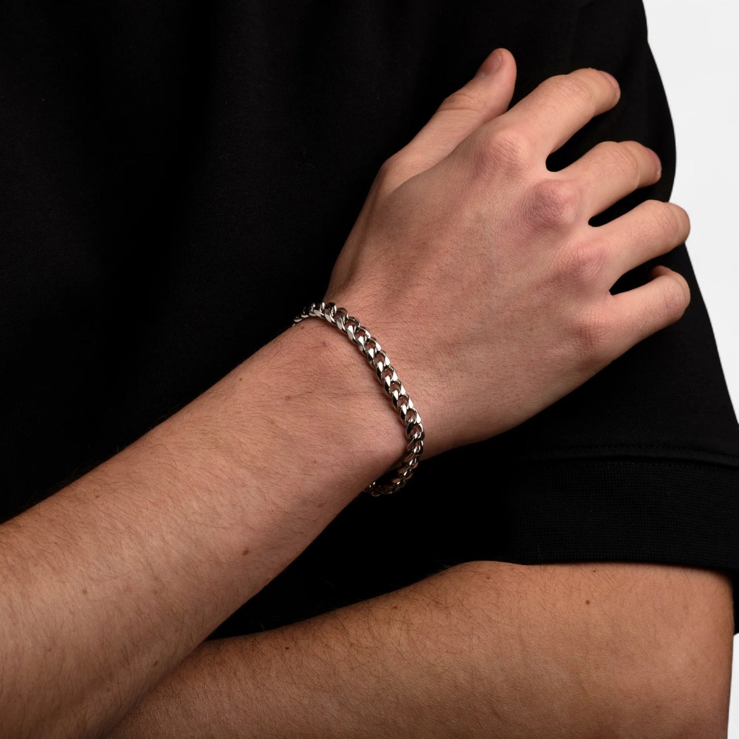 Valcien | Men's Cuban Chain Bracelet – Bold Form, Timeless Authority