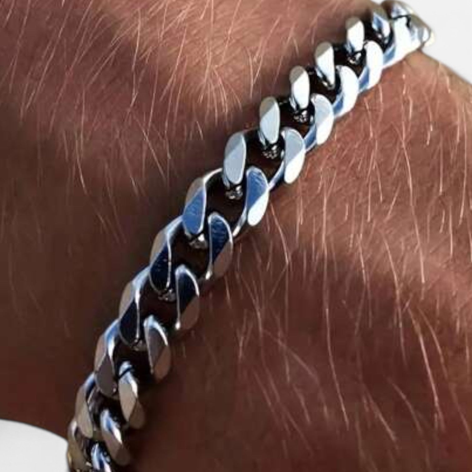 Valcien | Men's Cuban Link Chain Bracelet – Bold Steel, Urban Edge