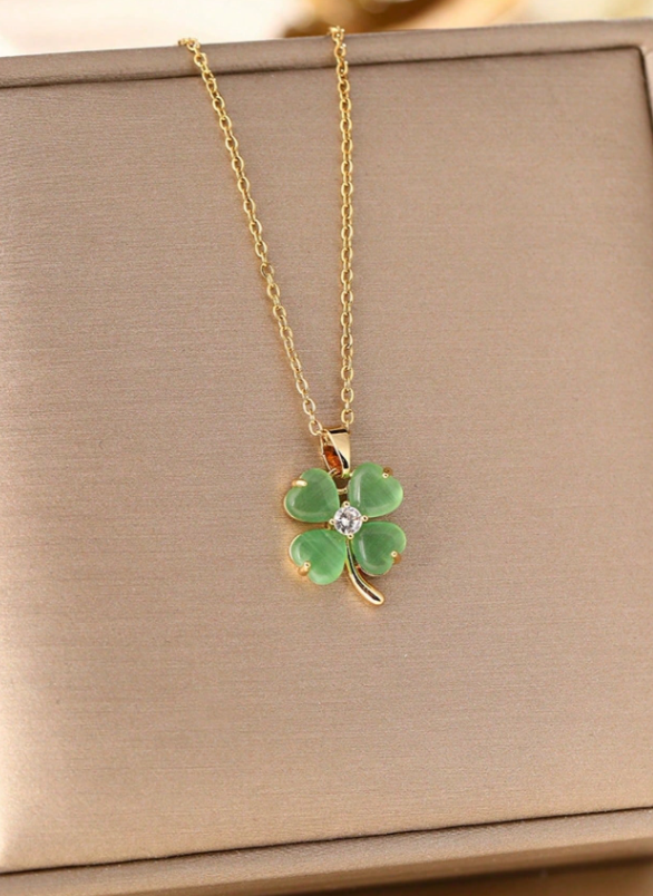 Valcien | Elegant Minimalist Four-Leaf Clover Necklace – Stainless Steel Pendant for Men & Women, Holiday Gift