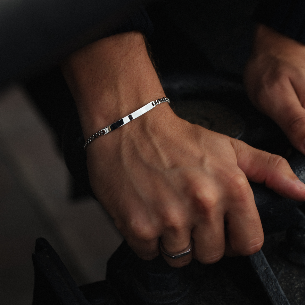 Men's Classic Wear Bracelet Silver