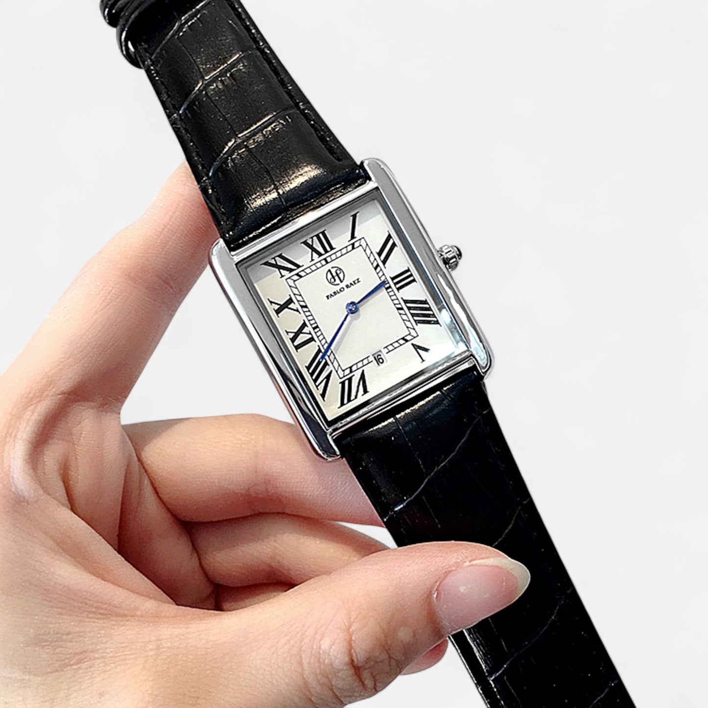 Valcien | Unisex Leather Strap Watch – Timeless Luxury, Everyday Precision