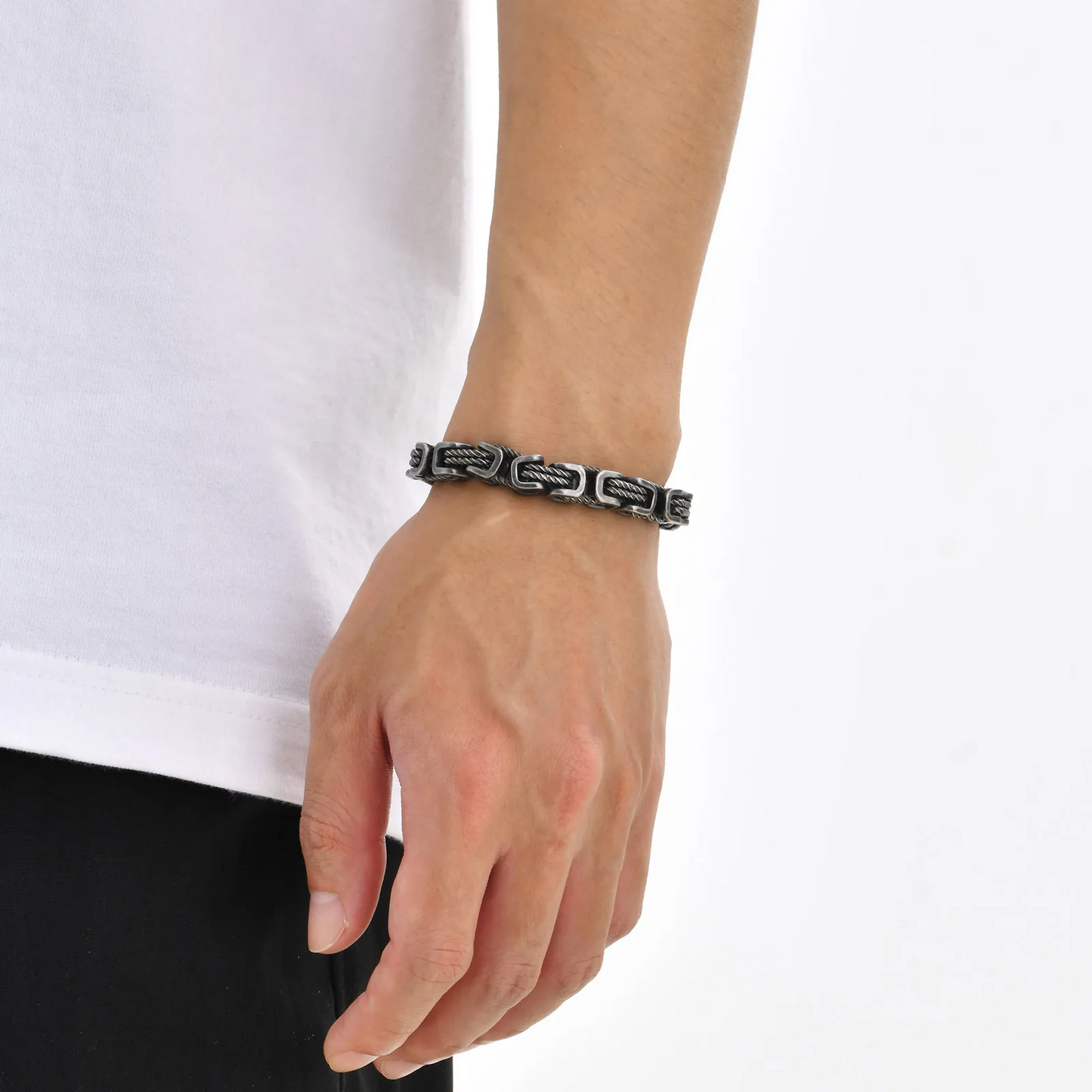 Rogue-Inspired Forged Chain Cuff for Men – Bold Stainless Steel Bracelet