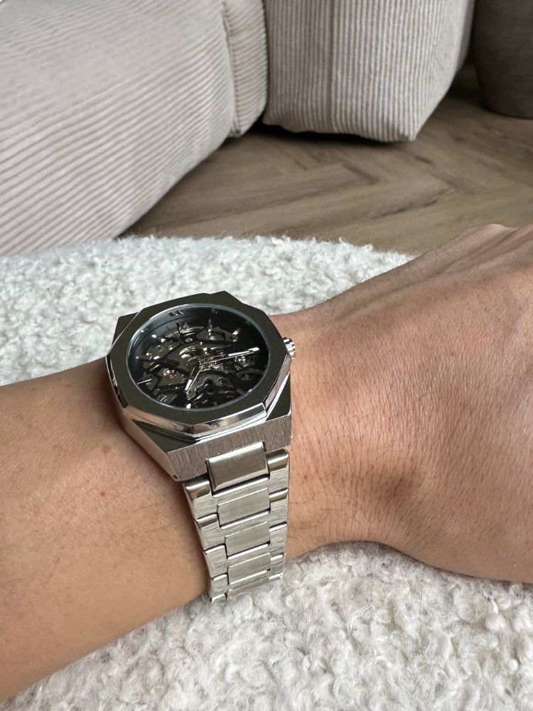 Decarba Men’s Luxury Watch – Classic Stainless Steel Chronograph Timepiece